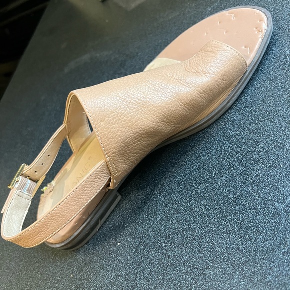 Nude Vionic Sandals - Picture 6 of 7